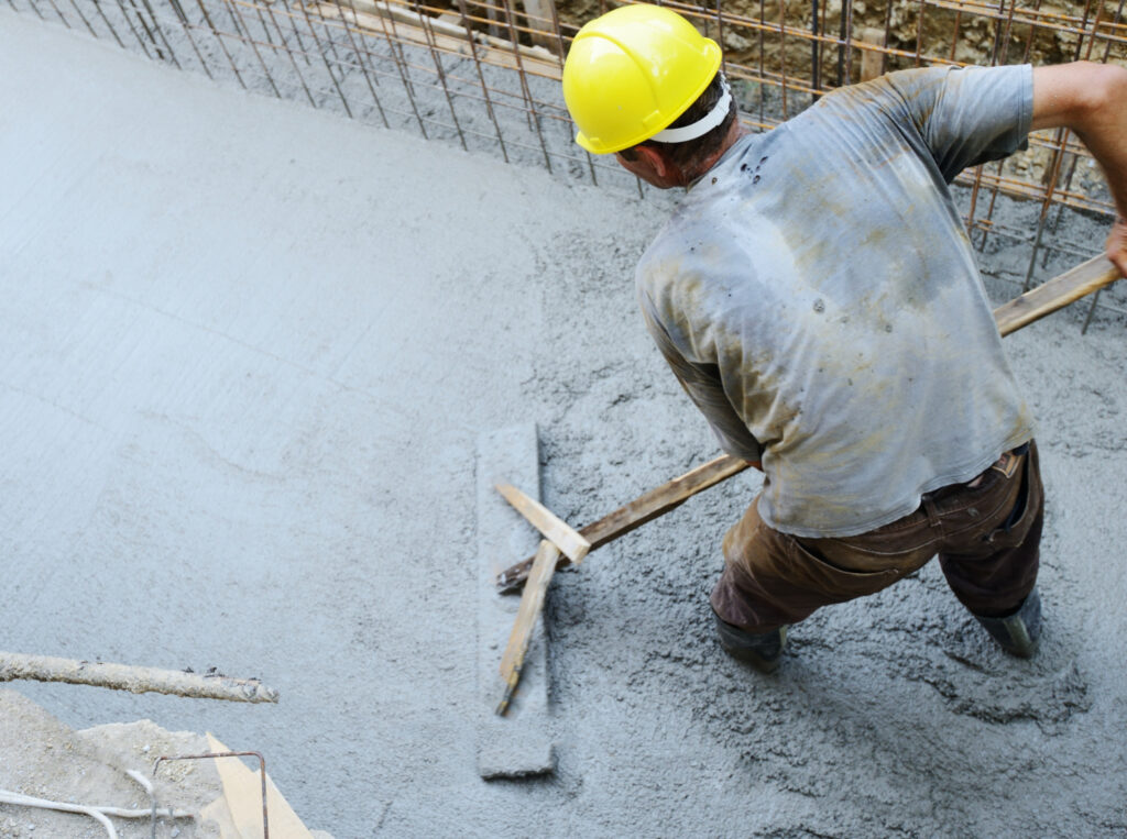 Vertido y curado del concreto Armaq Paraguay